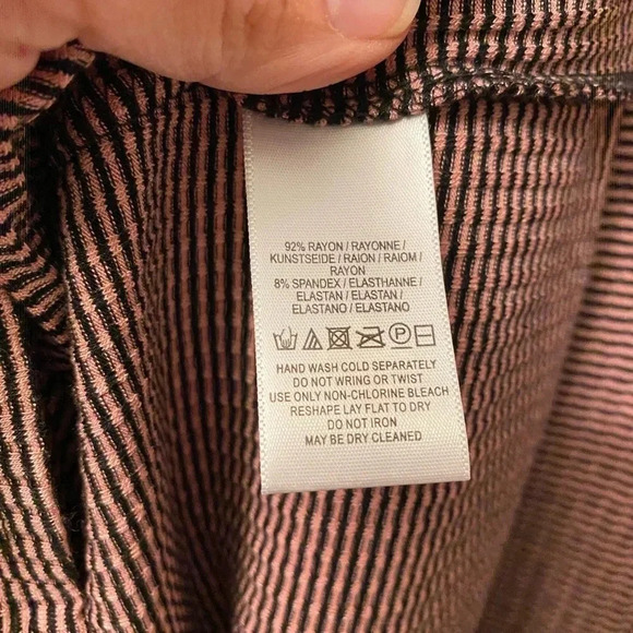 NWT new Anthropologie pink black everyday mock neck top postmark stripe medium - Picture 10 of 14